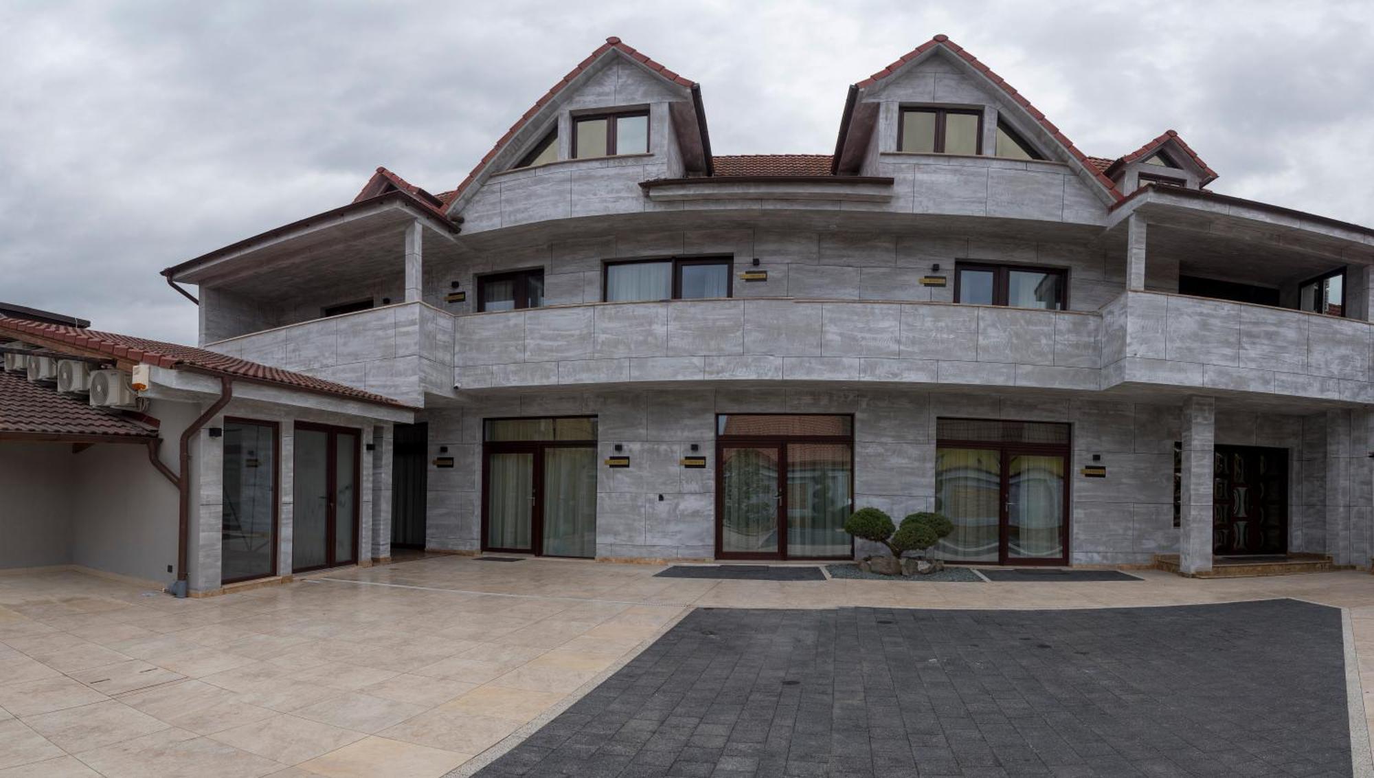 Imperial Studio Sibiu Ngoại thất bức ảnh